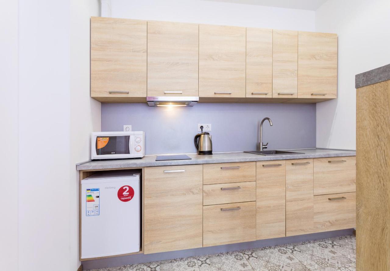 Nyvky Like Home - Studio - Apt 20 Kijev Kültér fotó