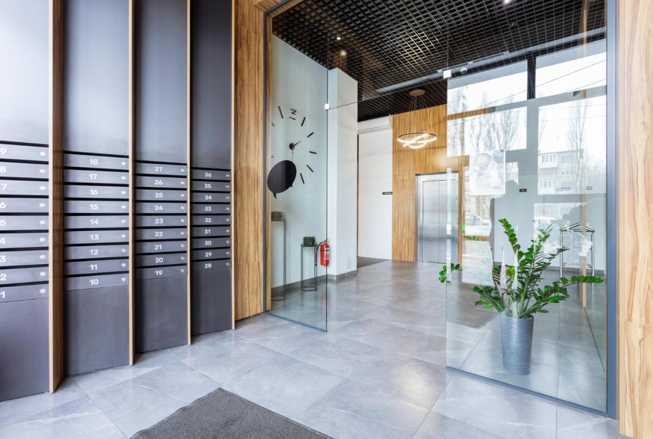 Nyvky Like Home - Studio - Apt 20 Kijev Kültér fotó
